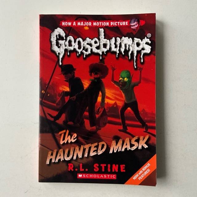 The HAUNTED MASK Goosebumps 1993