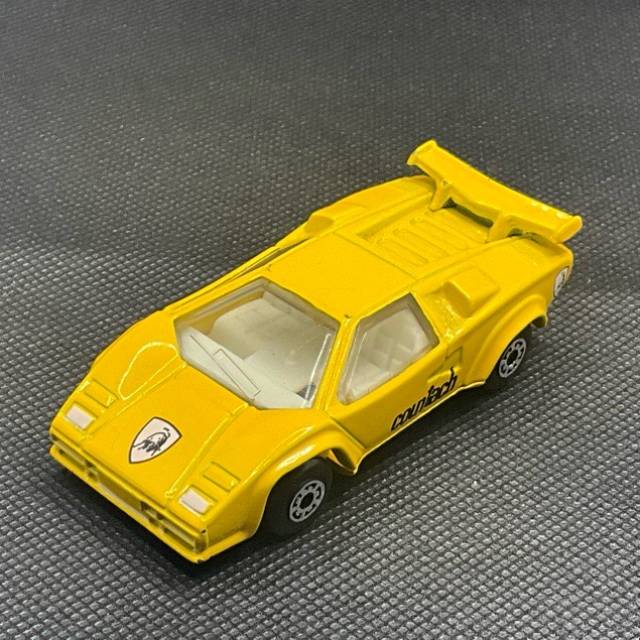 MB LAMBORGHINI COUNTACH LP 5000 Yellow 1985