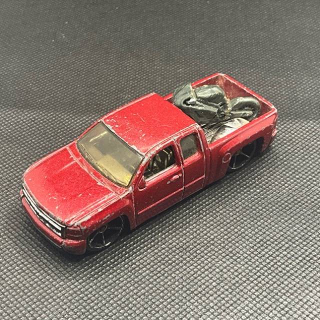 HL Chevy Silverado Maroon Malaysia