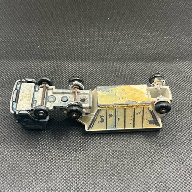 vintagetoy_55643.jpg