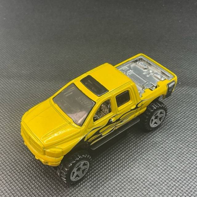 HL Dodge Ram 1500 Yellow Flames 2006 Malaysia