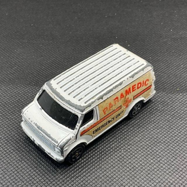 YATMING CHEVY Van White PARAMEDIC