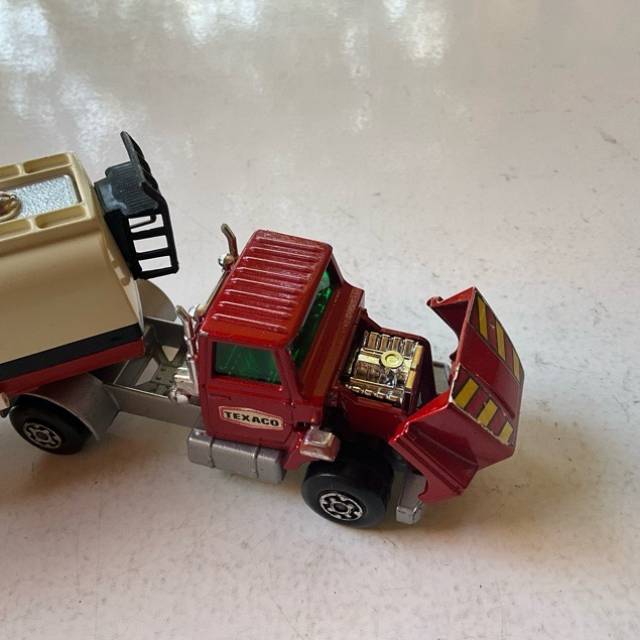 vintagetoy_58091.jpg
