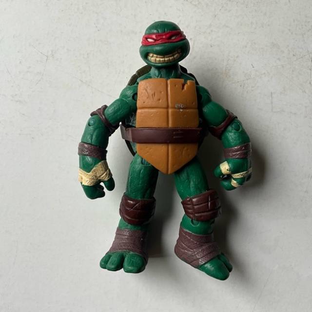 Teenage Mutant Ninja Turtles TMNT 4.5” Fig...