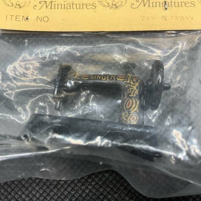 vintagetoy_59745.jpg