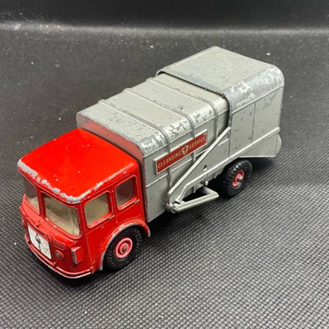 MB King Size Lesney K 7 Refuse Truck 1960’...