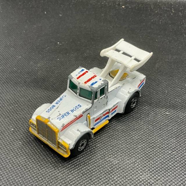 MB Kenworth Super Boss Truck White Body with...