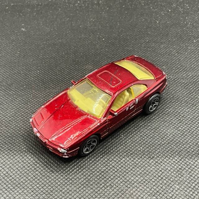 MB BMW 850i Red 1992