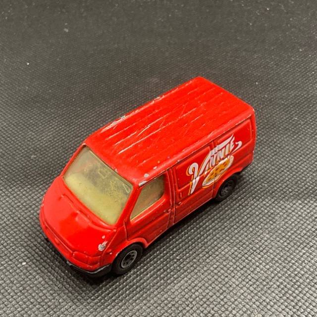 MB Red FORD TRANSIT 1986 Vinnies