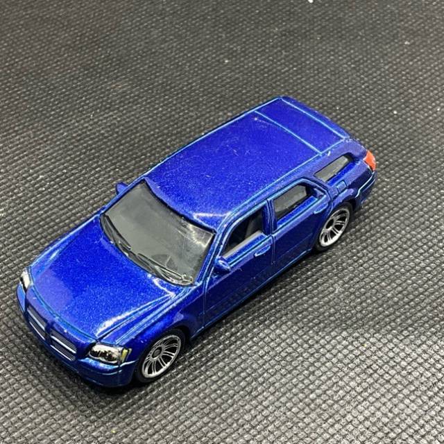 MB Dodge Magnum Blue 2005