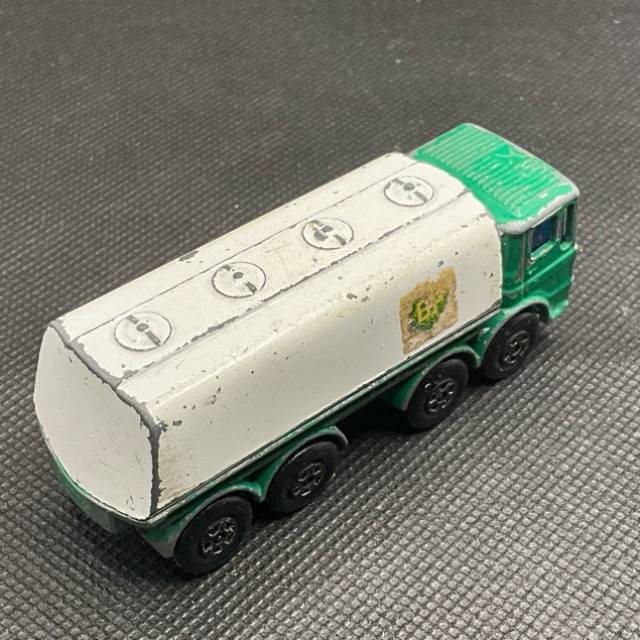 vintagetoy_60942.jpg