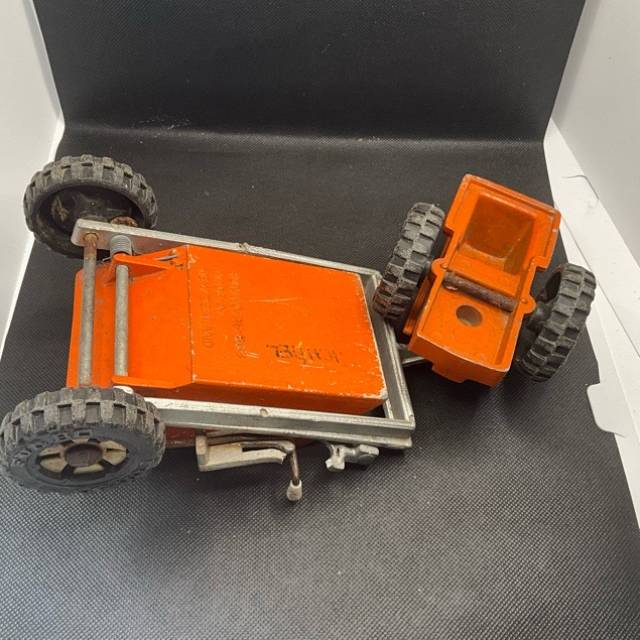 vintagetoy_61111.jpg