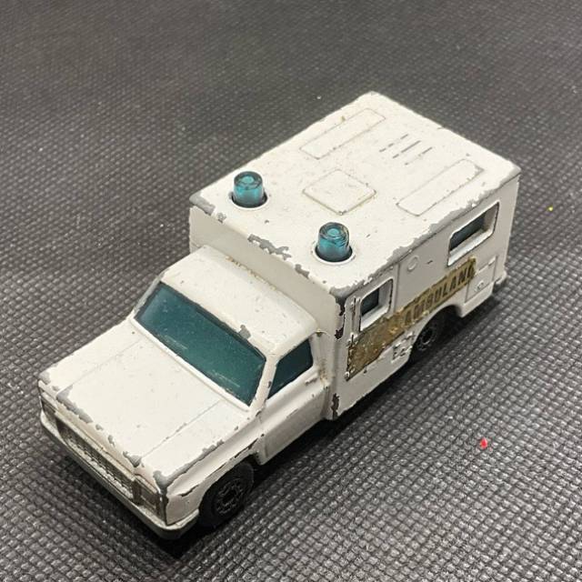 MB SUPERFAST AMBULANCE No 41 1977