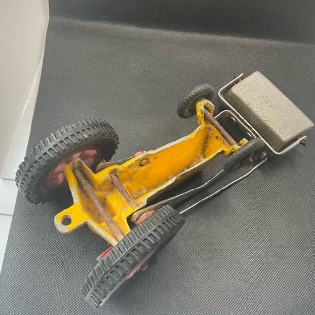 vintagetoy_61589.jpg