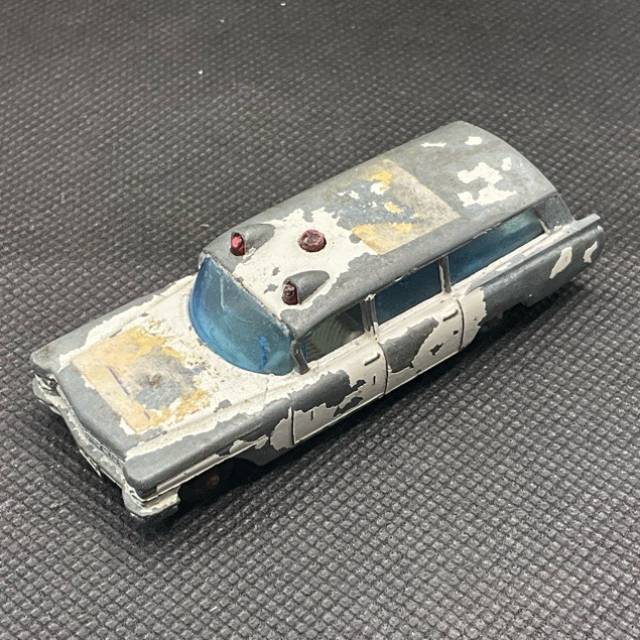 MB Lesney No 54 S S Cadillac Ambulance