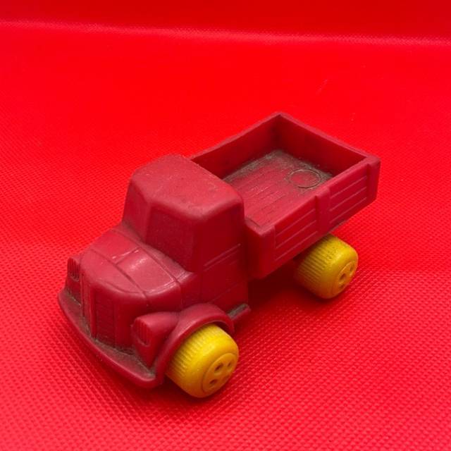 Viking Plast no. 4224 Red Truck Lorry Sweden