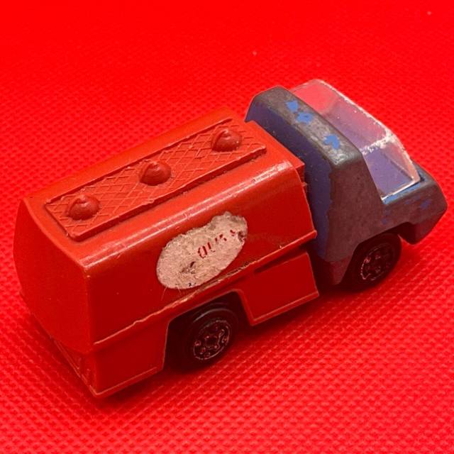 vintagetoy_63384.jpg