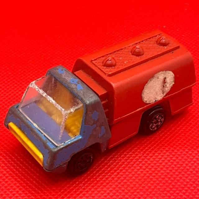 MANDARIN - Similar to PLAYART Petrol Tanker...
