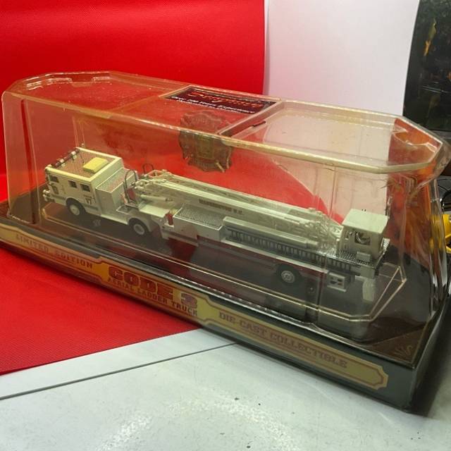 vintagetoy_64294.jpg