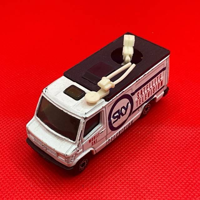 MB 1989 TV NEWS TRUCK WHITE MOBILE ONE SKY S...