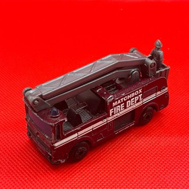 MB SNORKEL FIRE TRUCK FIRE DEPT 1981
