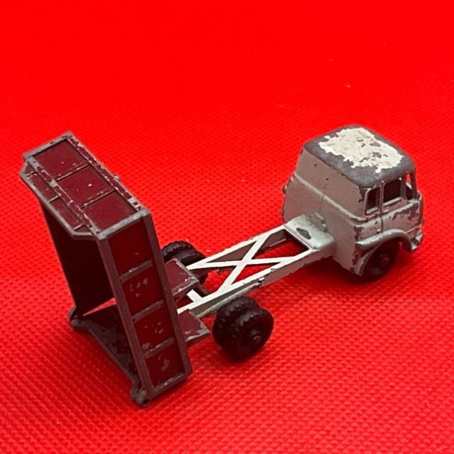 vintagetoy_64508.jpg