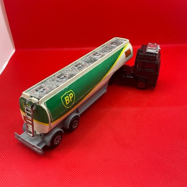 vintagetoy_64631.jpg