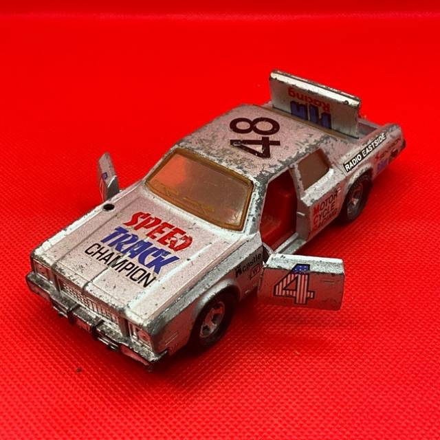 vintagetoy_64658.jpg