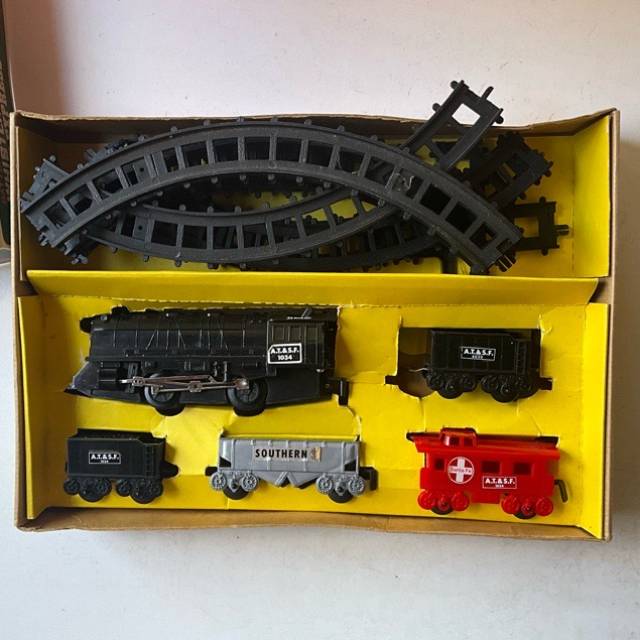 vintagetoy_64835.jpg