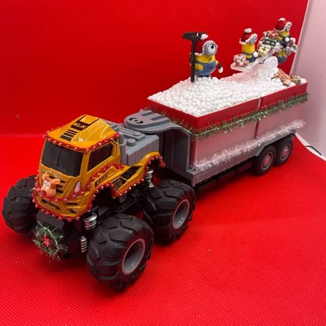 Monster Truck - CUSTOMIZED Minion Truck - 26...