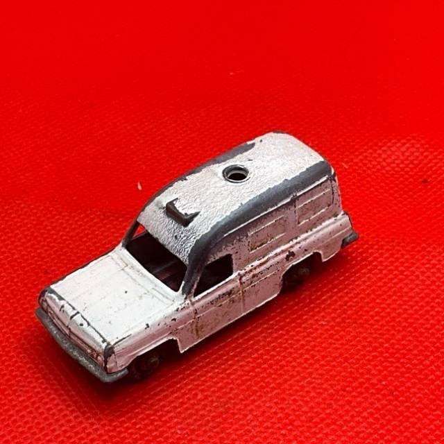 Fun Ho - Holden Ambulance Van 57mm 1967 - 19...