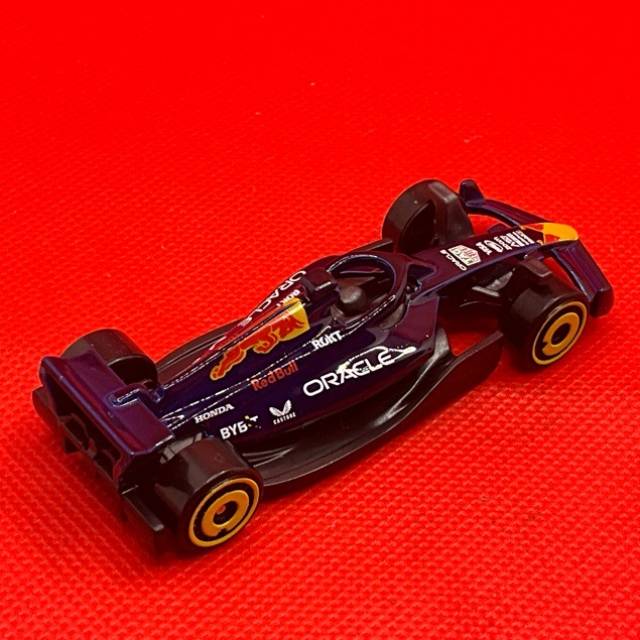 vintagetoy_66215.jpg
