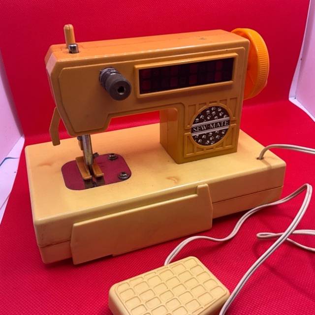 vintagetoy_66361.jpg