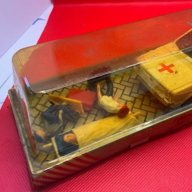 vintagetoy_66369.jpg