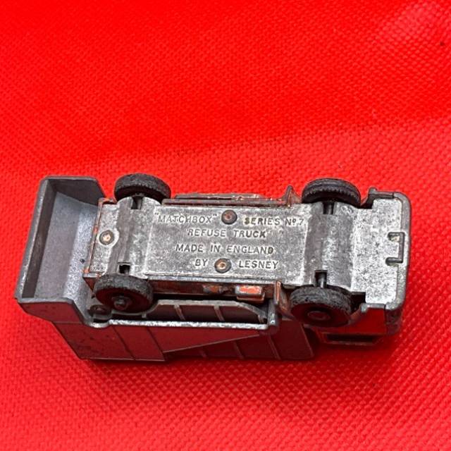 vintagetoy_66690.jpg