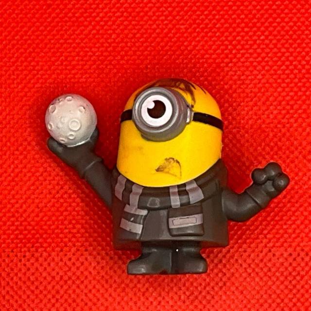 McDonald’s 2019 Moon Thief Stuart Minion F...