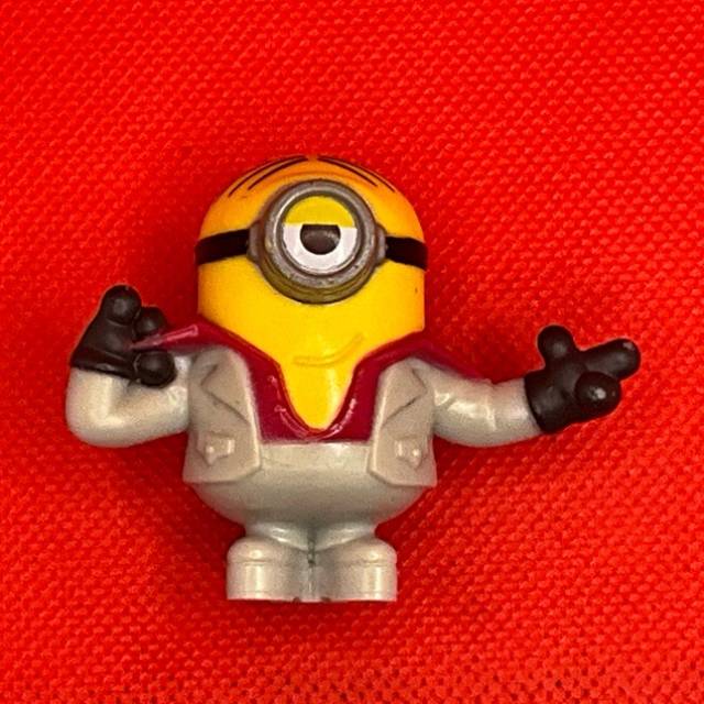 McDonald’s 2019 Leisure Suit Stuart Minion...