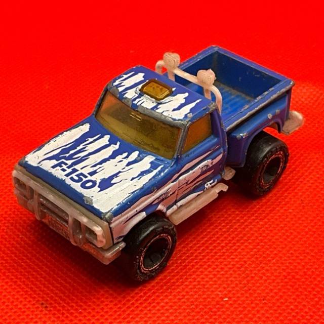 MB Blue Ford Custom F-150 Flareside W Flames...