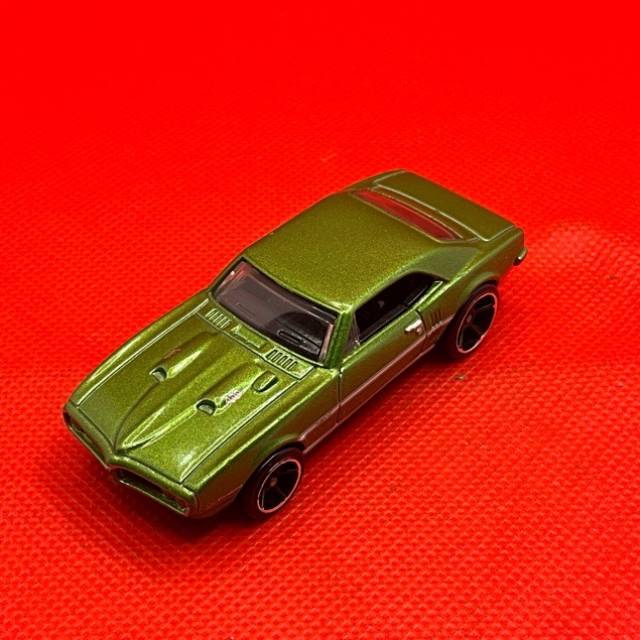 HL 1967 Green Pontiac Firebird 400 Malaysia