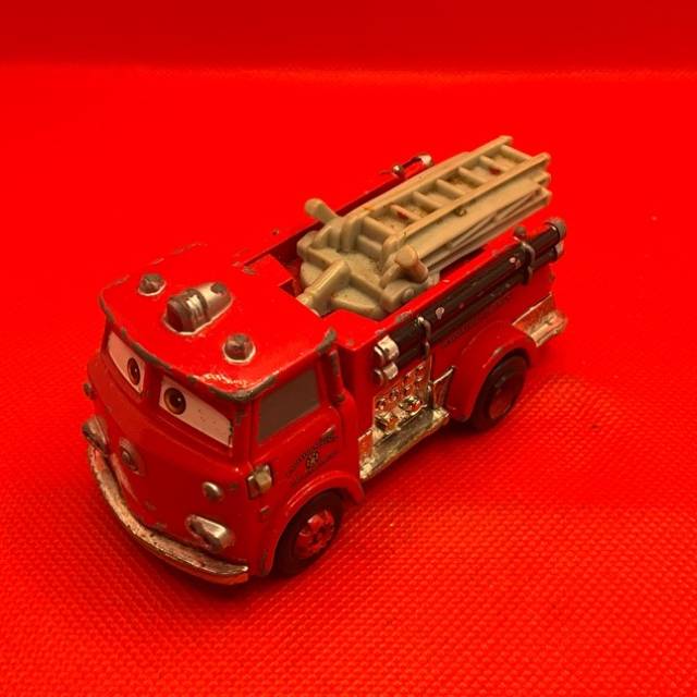 Disney Pixar Cars - RED FIRETRUCK Desert Ser...