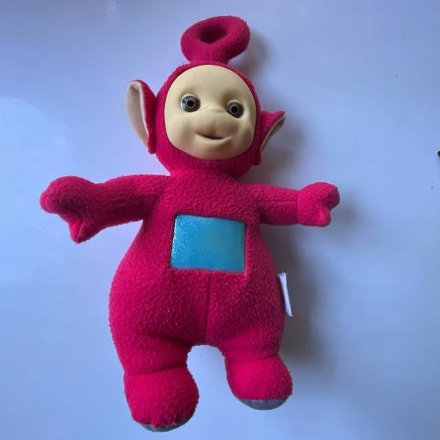 1998 PLAYSCHOOL TELETUBBIE RED Po Talking 37...