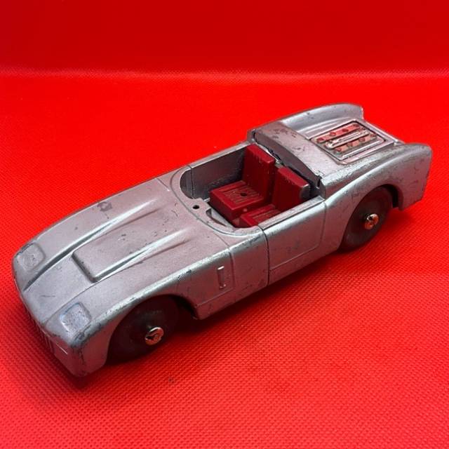 Tri Ang NZ Made Silver Racing Car