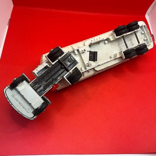 vintagetoy_68783.jpg