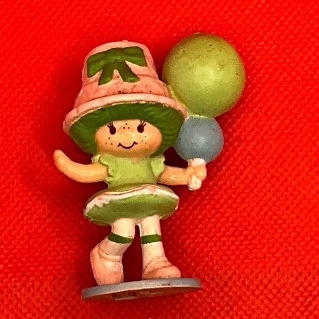 Strawberry Shortcake Friend PVC Figurine Toy...