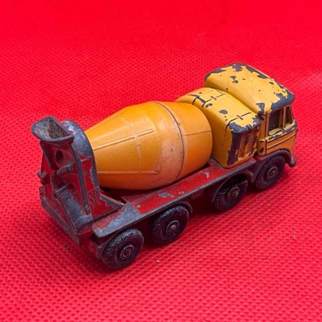 vintagetoy_69588.jpg