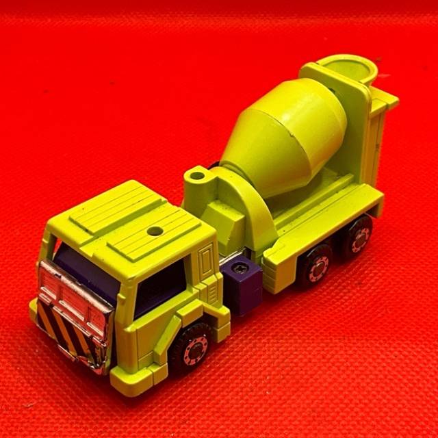 1984 TakaraHasbro Transformers G1 Mixmaster