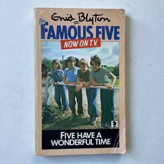 Enid Blyton The FAMOUS FIVE No 11 FIVE HAVE...