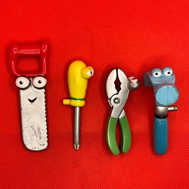 HANDY MANNY TOOLS x4 Disney 2007