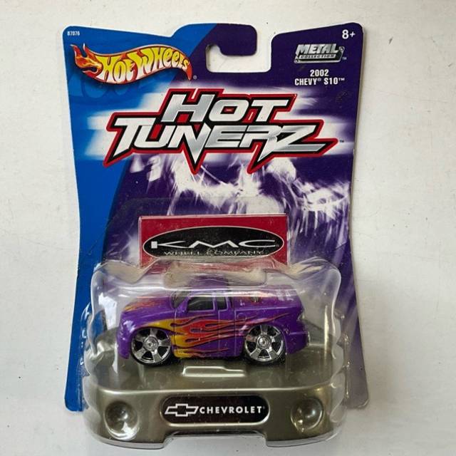 HW HOT TUNERZ Purple 2002 CHEVY S10 2004
