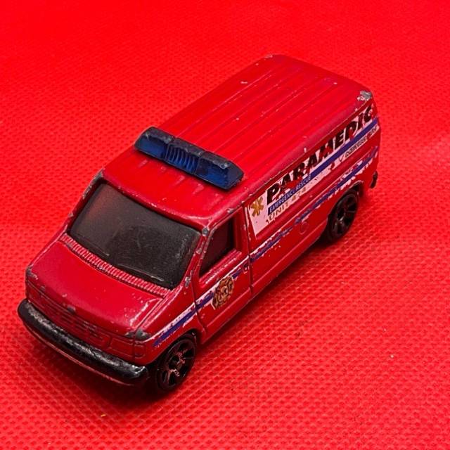 MB Red FORD PANEL VAN Ambulance 1999